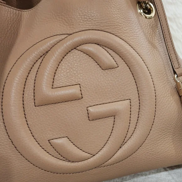 Gucci GG Soho Medium Leather Shoulder Bag Crossbody bag with Chain Straps - Picture 4 of 15